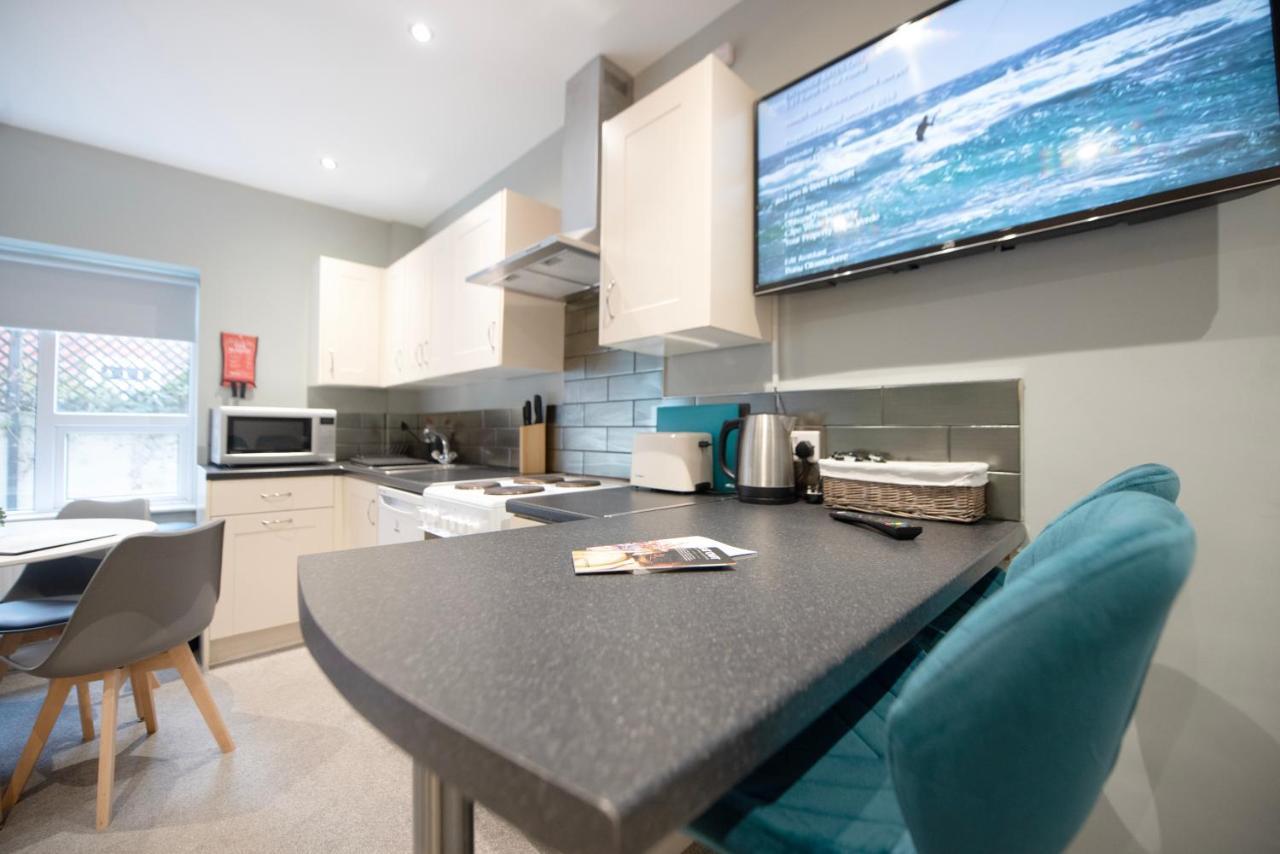 3 -Min Walk To Southport Pier & Beach Fast Wi-Fi & Perfect Getaway المظهر الخارجي الصورة